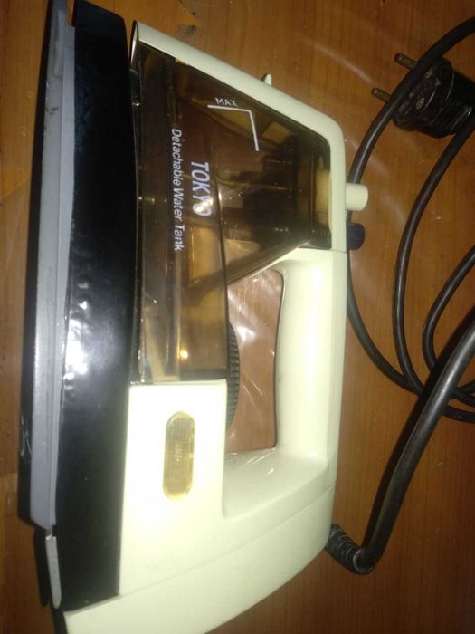 продам утюг  импортный