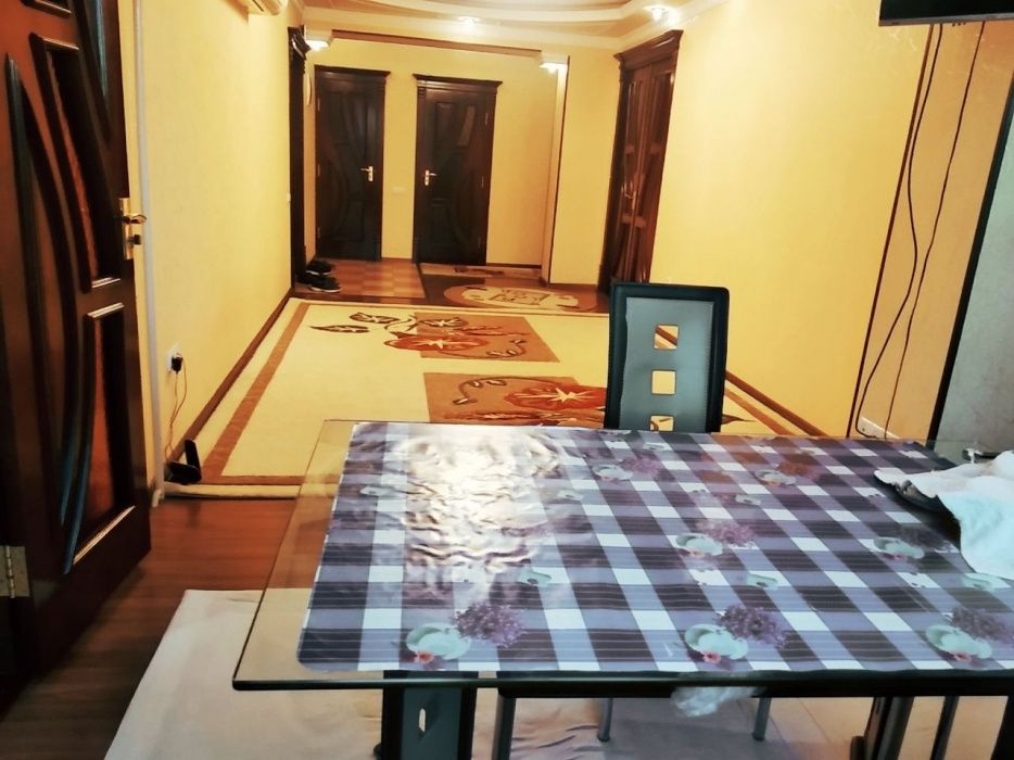 Muxbir kochada super kvartira yevro remont