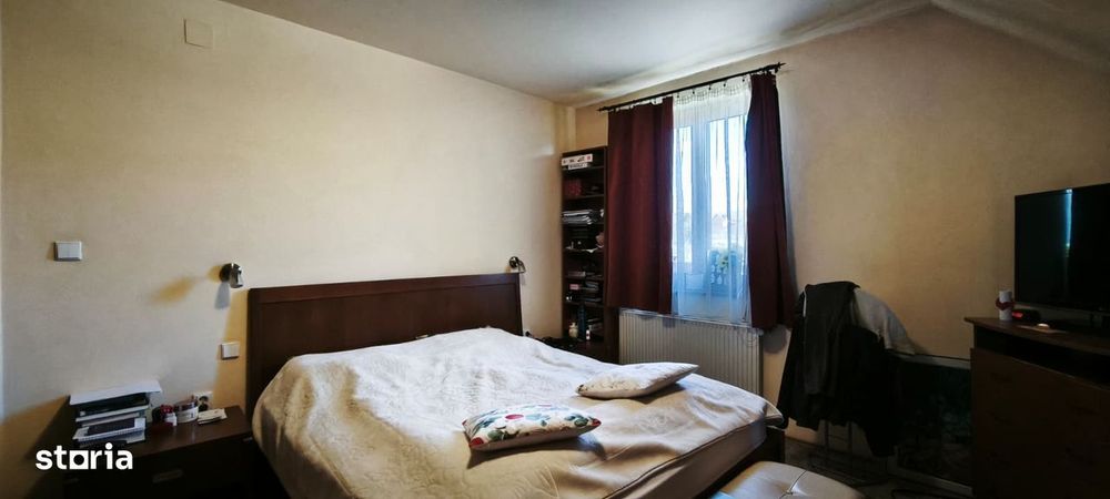 Casa 160 mp, 5 camere, garaj, 900 mp teren, mobilata/utilata complet