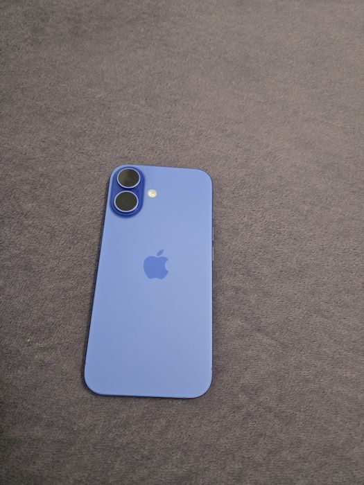 Vand/Schimb Iphone 16 /128gb/Nou