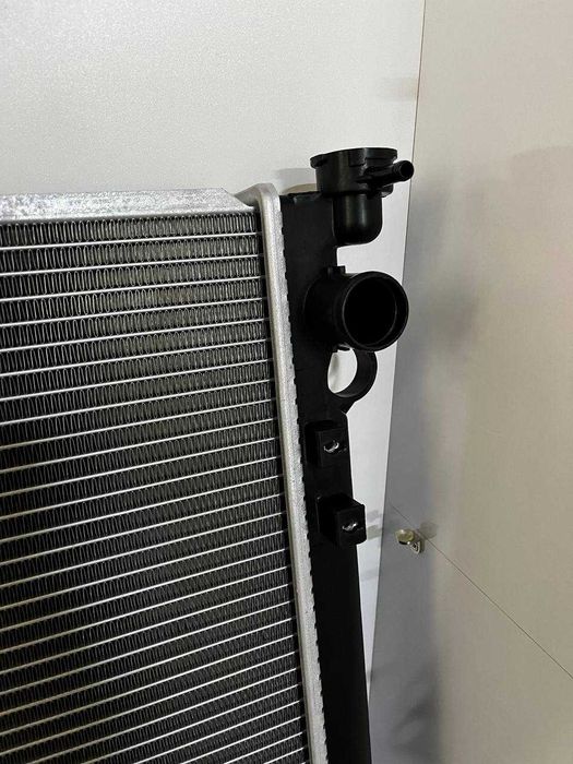 Радиатор основной на Toyota Windom