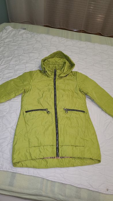 Срочно Куртка весна-осень