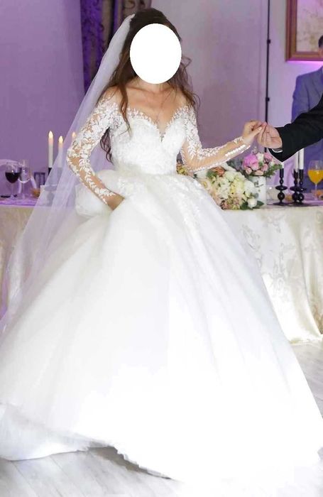 Rochie mireasă stil printesa colectia Vladiyan new beginning NB2310 cu trena voal