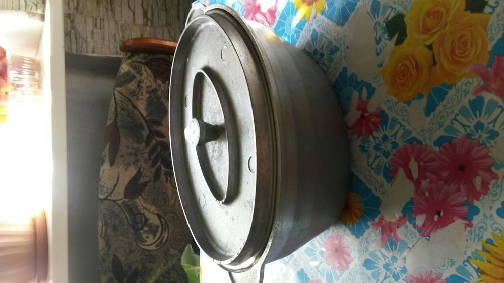 Продаю рефленый советский! Казан