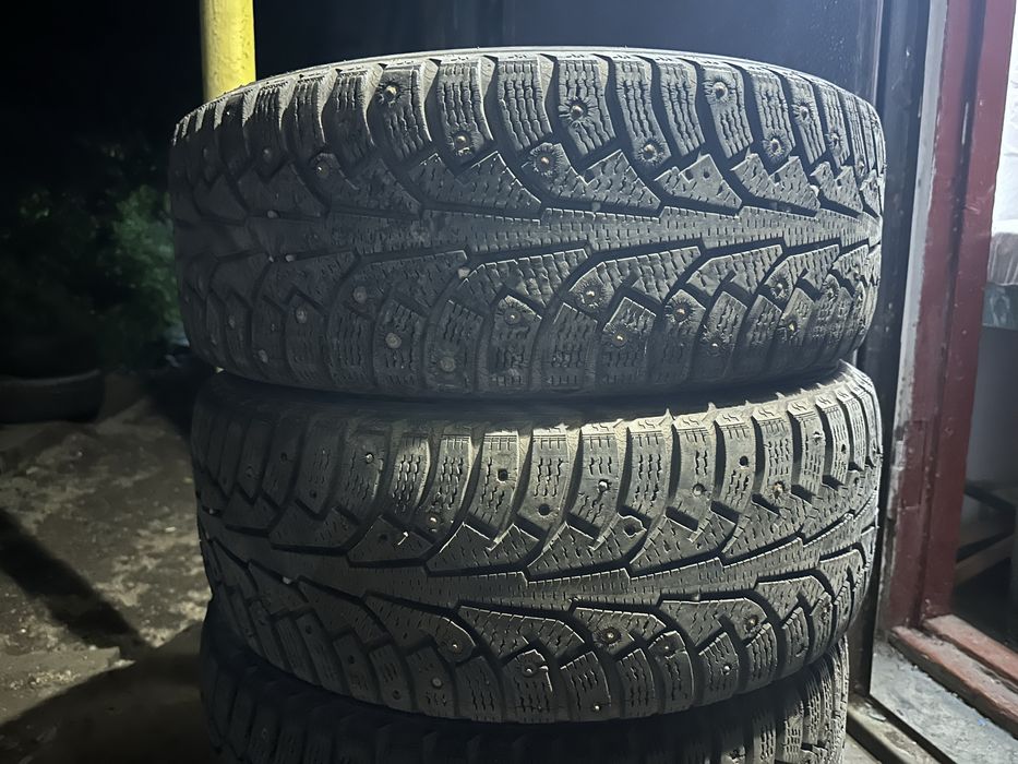 R16 Nokian nordman 5