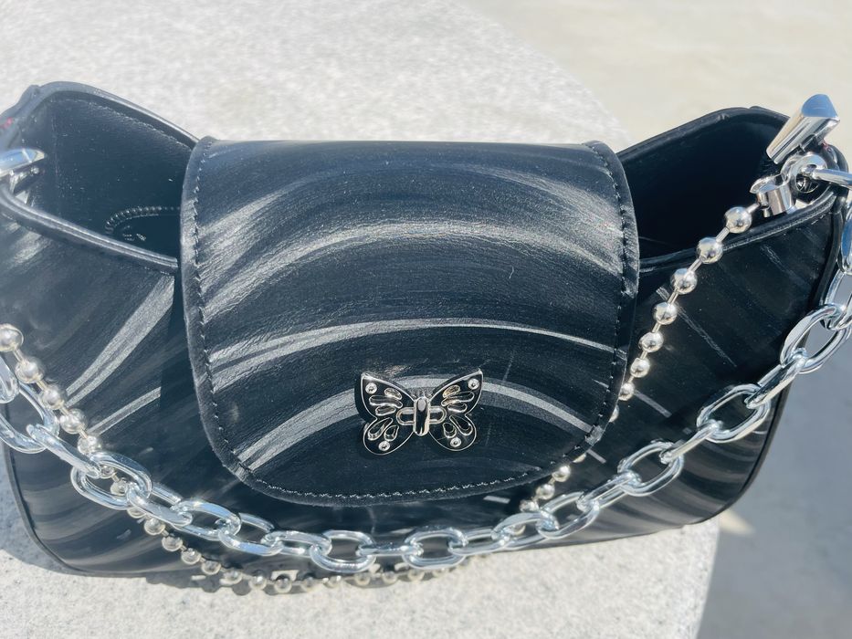 Дамска чанта елегантна малка лятна дръжка