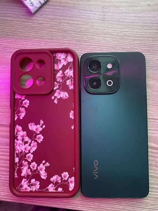 Vivo y28 с чехлом 256гб