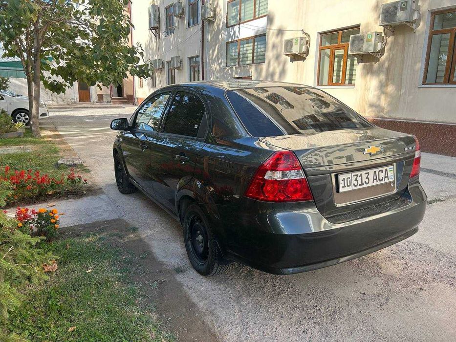 Nexia 3 SOTILADI  mexanika 2021-yil  53000 yurgan xolati a'lo