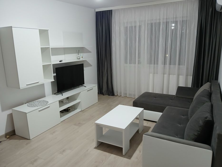 Închiriere apartament 2 camere, micro 9, renovat
