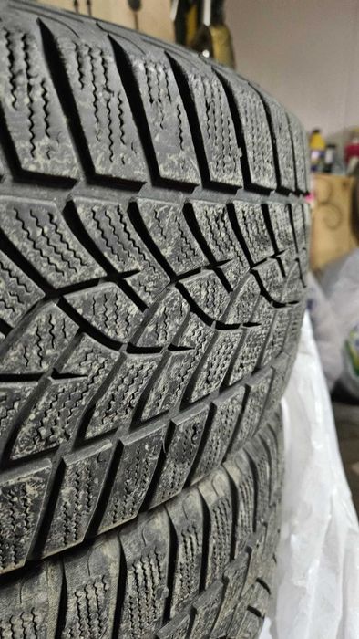 Anvelope 215/55 R17