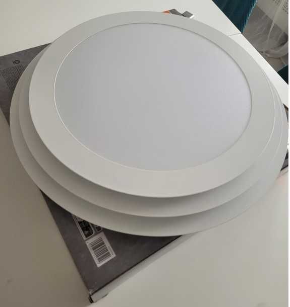 Plafoniera LED LEDVANCE 38W lumina calda 3000K