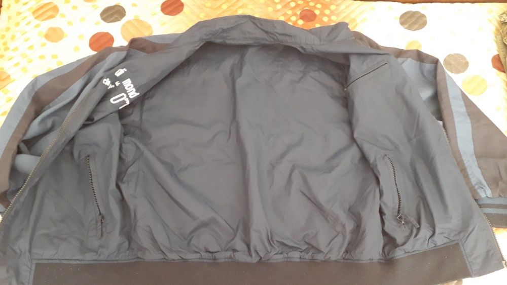 Юношески спортни дрехи