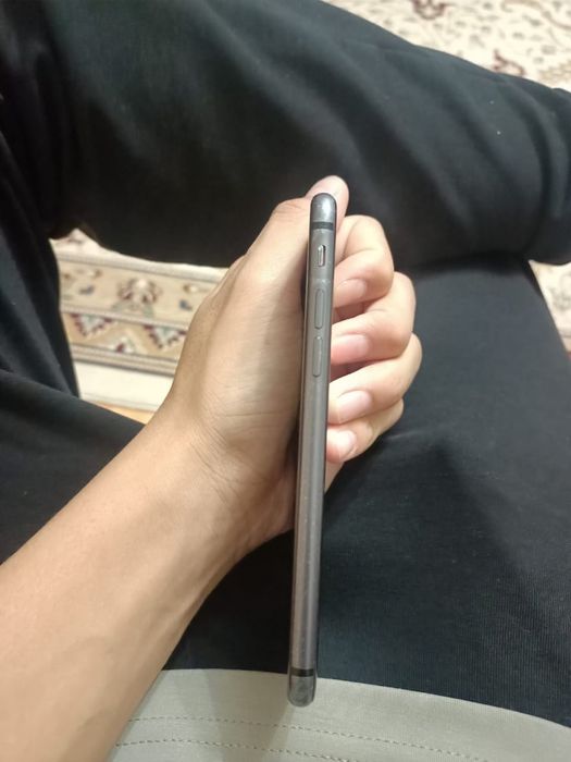 Продам iphone 8, 64гб