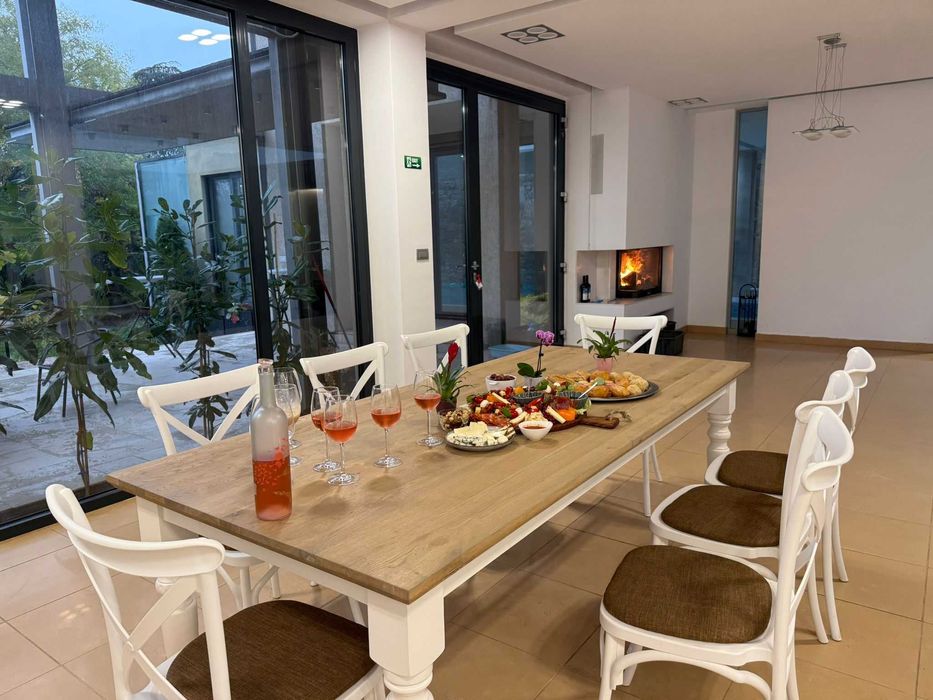 Vila cu piscina si spa pentru evenimente private, conferinte, cursuri
