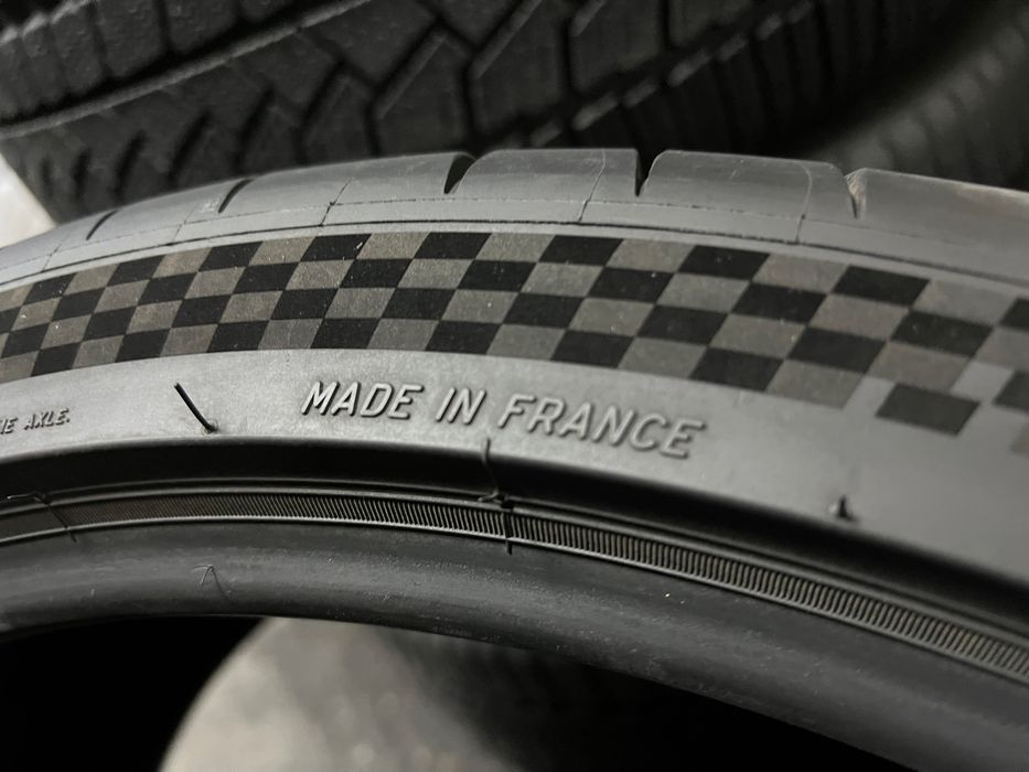 24г. 285/30/22 MICHELIN - като Нови!