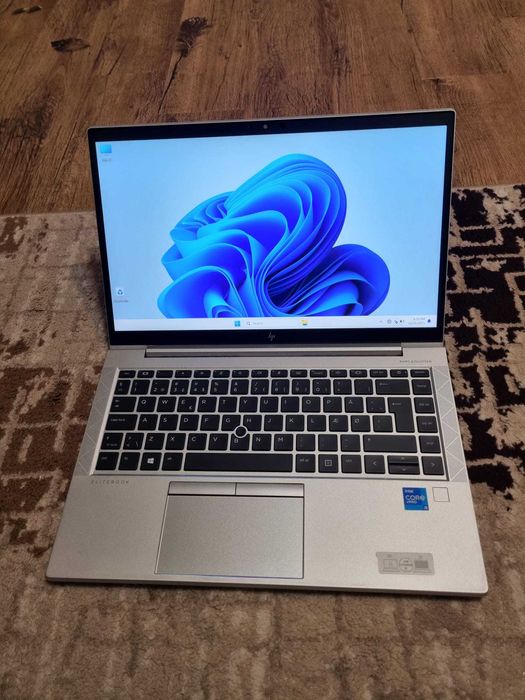 HP EliteBook 840 G8 i5 gen 11 (1145G7) 12 CPUs 16GB DDR4