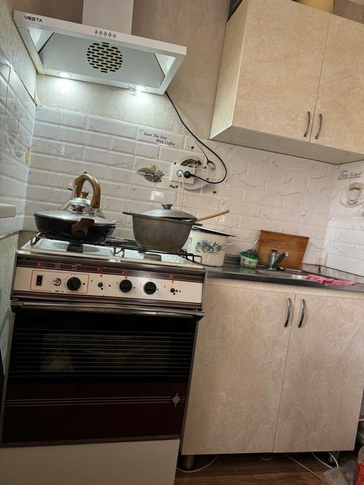 Oshxona mebeli arzon va yangidek