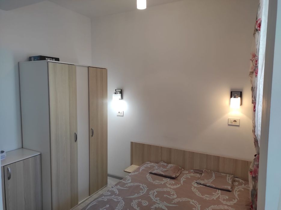 Inchiriez garsoniera compartimentata Militari Residence