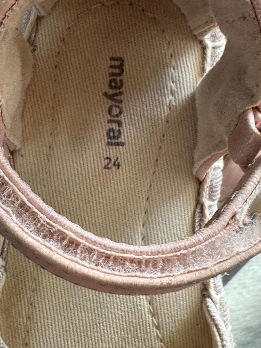 Обувки за момиче