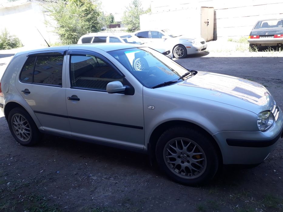 Продам автомашину golf 4