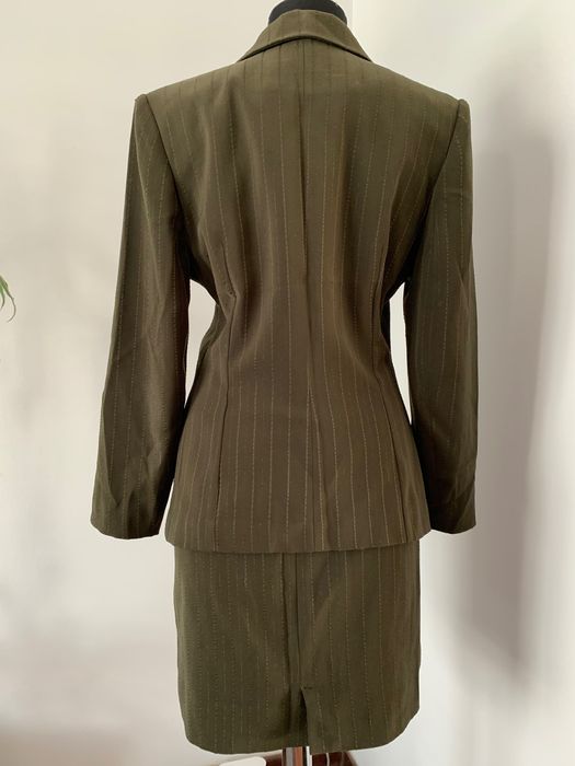 taior + fusta + pantalon