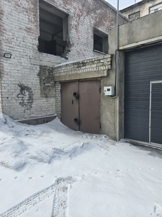 Сдам гараж в центре