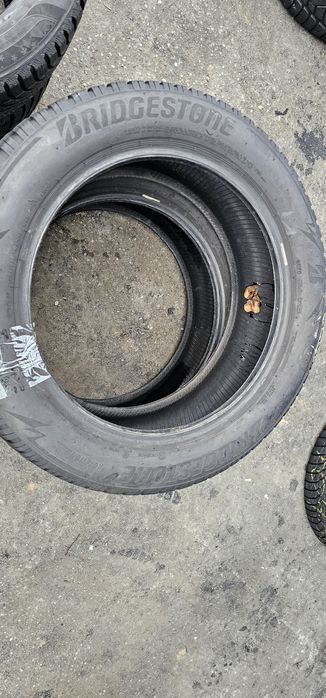 235 55 R 19 Bridgestone iarna