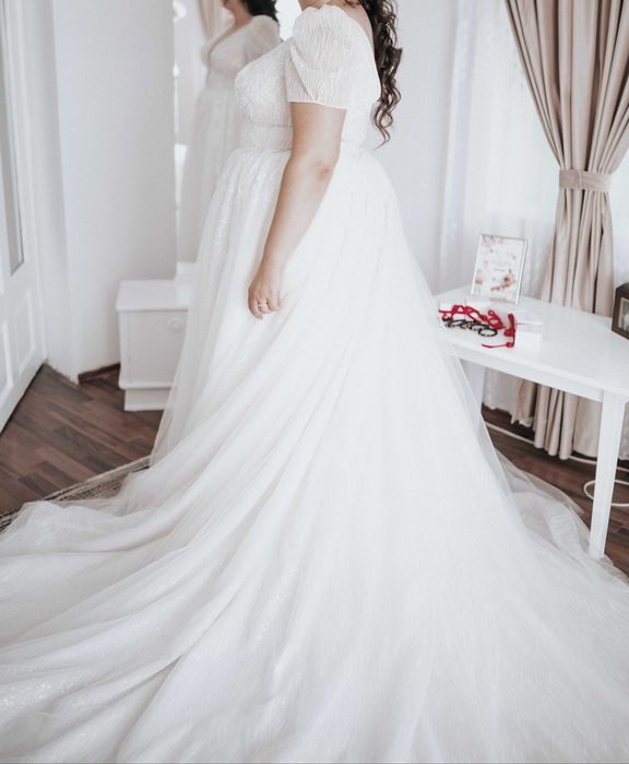 Rochie de mireasa, o singura purtare