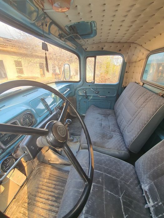 ЗИЛ сотилади 8,900 $