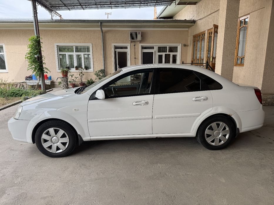 Chevrolet Lacetti / Gentra 2010 — 3