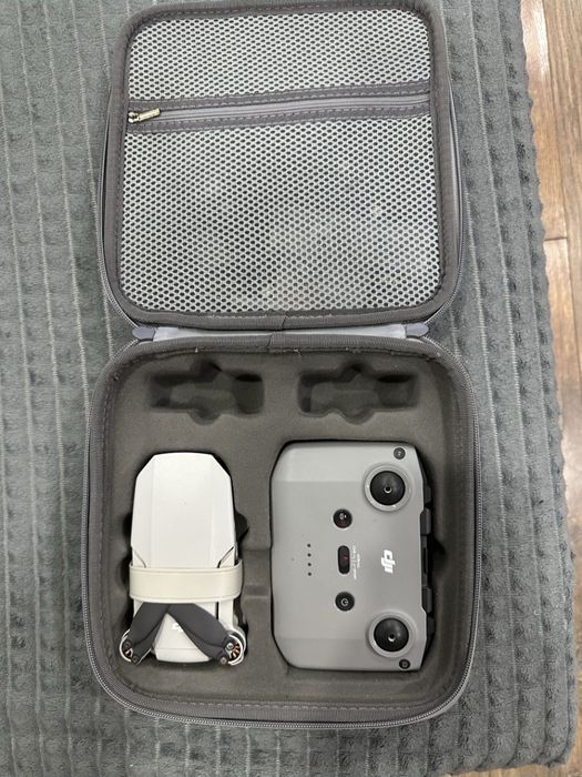 Квадрокоптер DJI  (комплект с кейсом)
