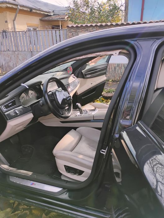 Vand 730 d pentru desbembrare sau reparat