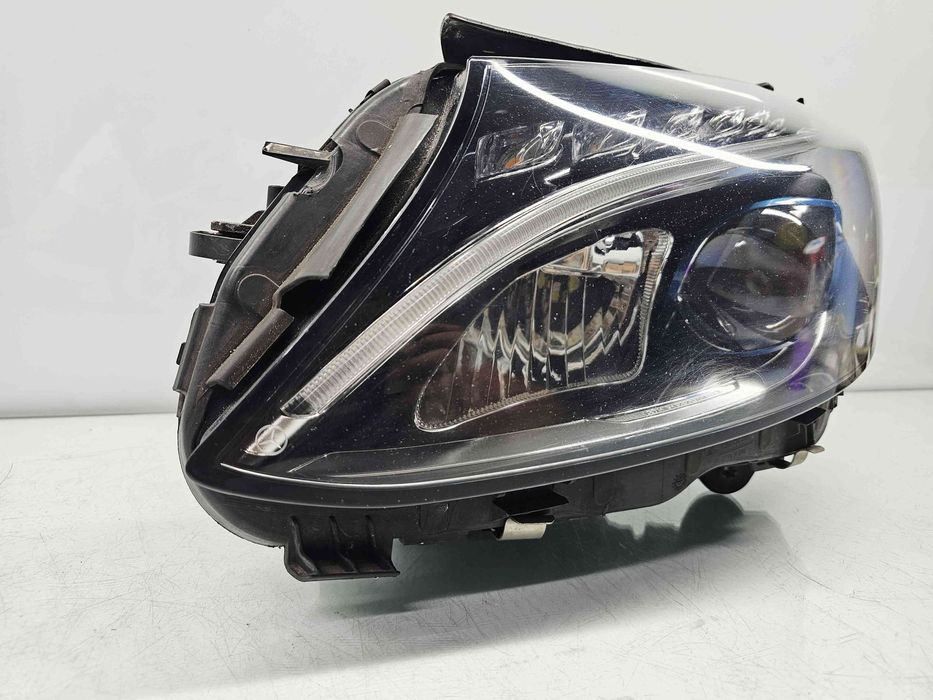 Far stanga Mercedes Clasa C (W205) [Fabr 2014-prezent] A2059061304