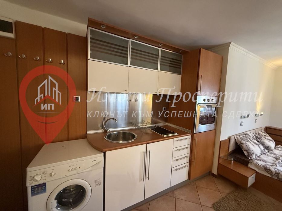 Дава се под наем Едностаен апартамент в София, Център - 33 кв.м за 511 € - Снимка #1