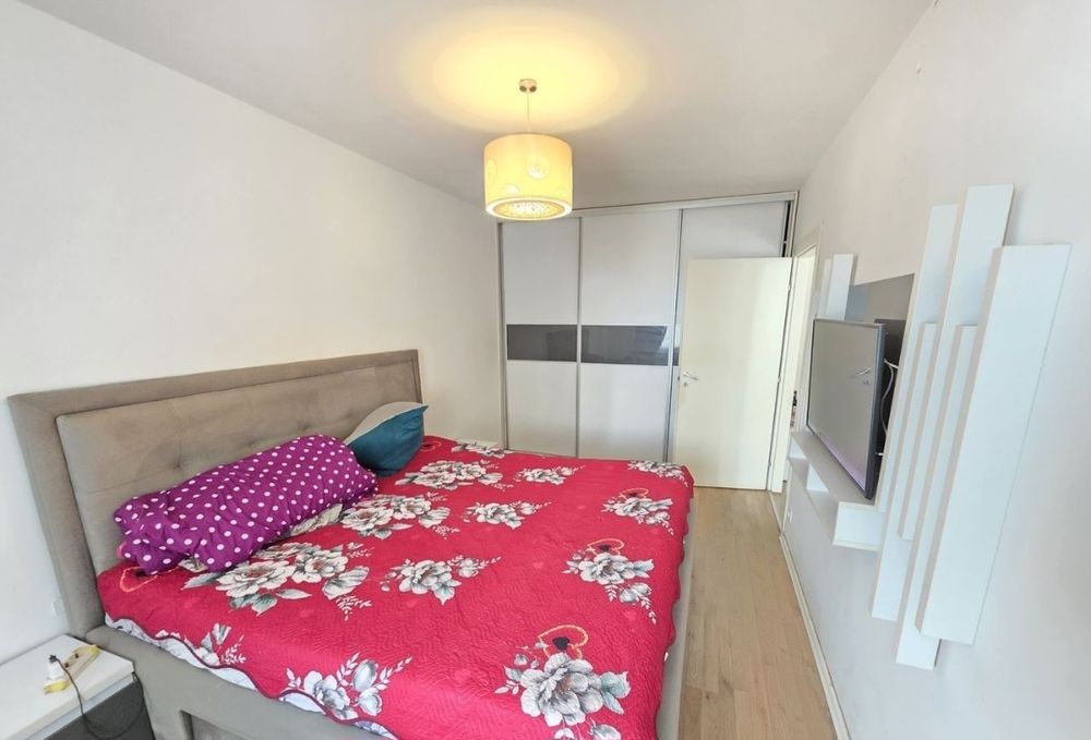 Propietar vand apartament