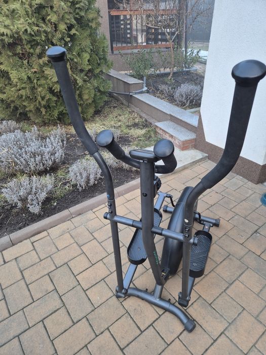 Bicicleta eliptica Domyos 100 - ca noua