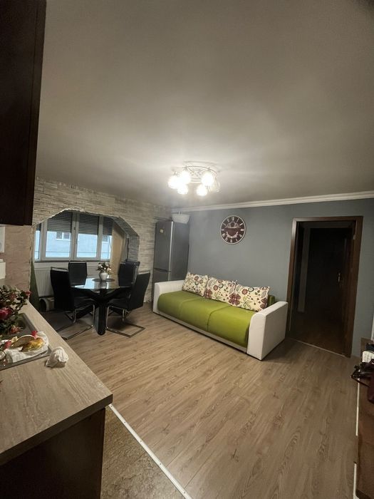 APARTAMENT ÎN FĂLTICENI (2 Grăniceri)–80.000 € negociabil