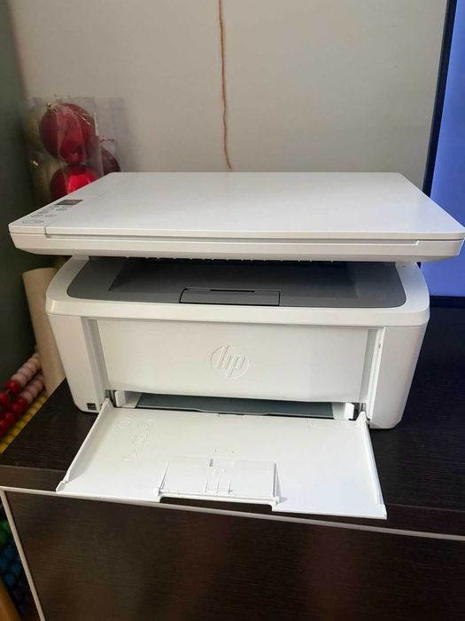 Принтер hp почти нов