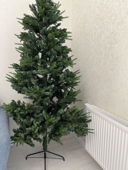 Продается новогоднняя елка