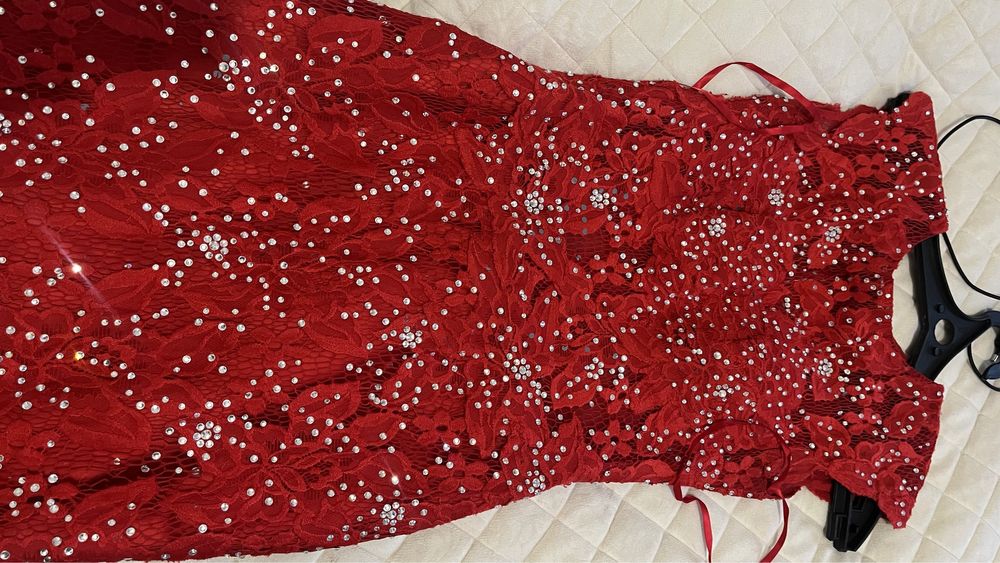 Вечернее платье