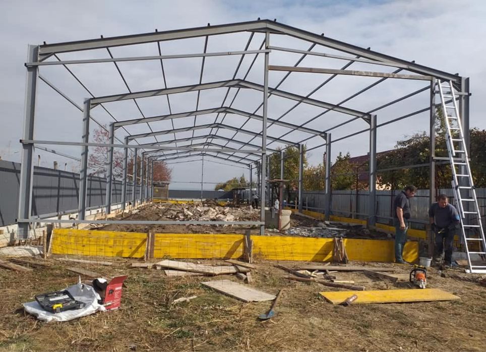 Vând structură metalică 12x30x4 detali la telefon