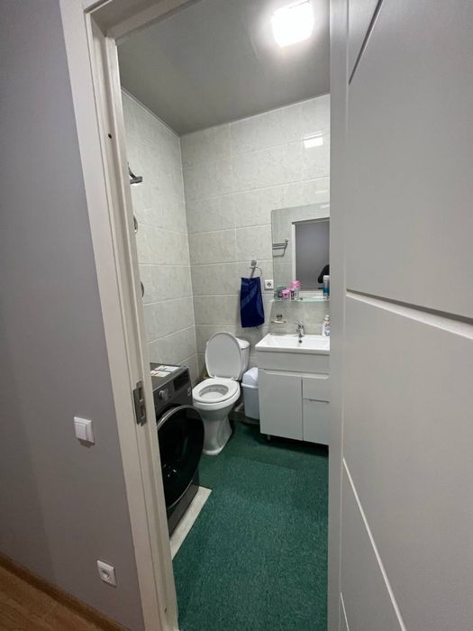 Продаю 2 ком Махтумкули новостройка