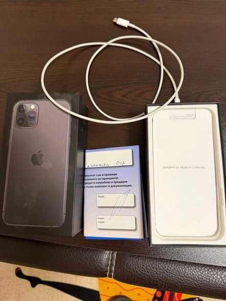 Продавам iPhone 11Pro 256GB.