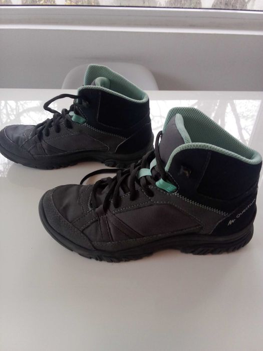 Детски зимни обувки 36 номер, като нови!