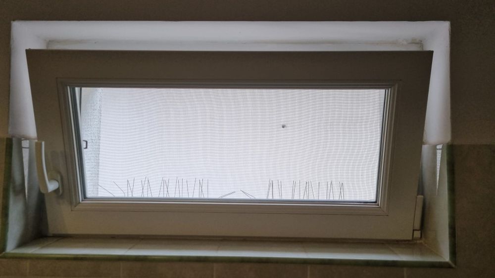 De vânzare geam termopan de baie 2 buc