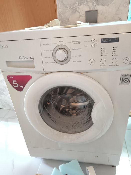 Продам стиральную машиинку автомат