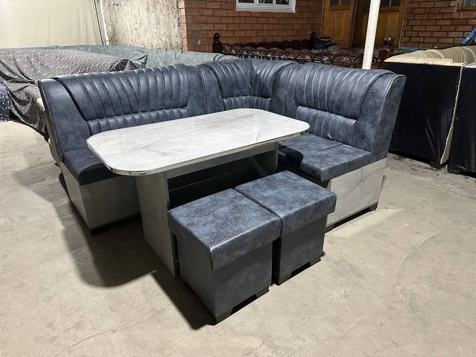 Продаётся новые кухонные уголки