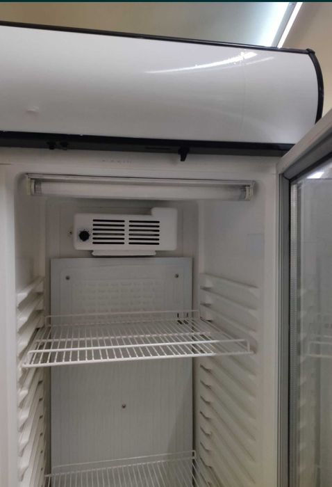 Vitrine frigorifice pentru evenimente