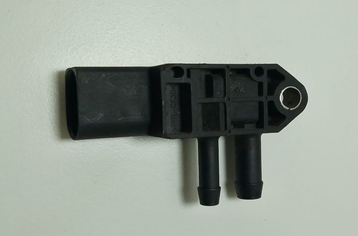 Senzor  Bosch presiune gaze 0281006005 Volkswagen VW Crafter prima ge