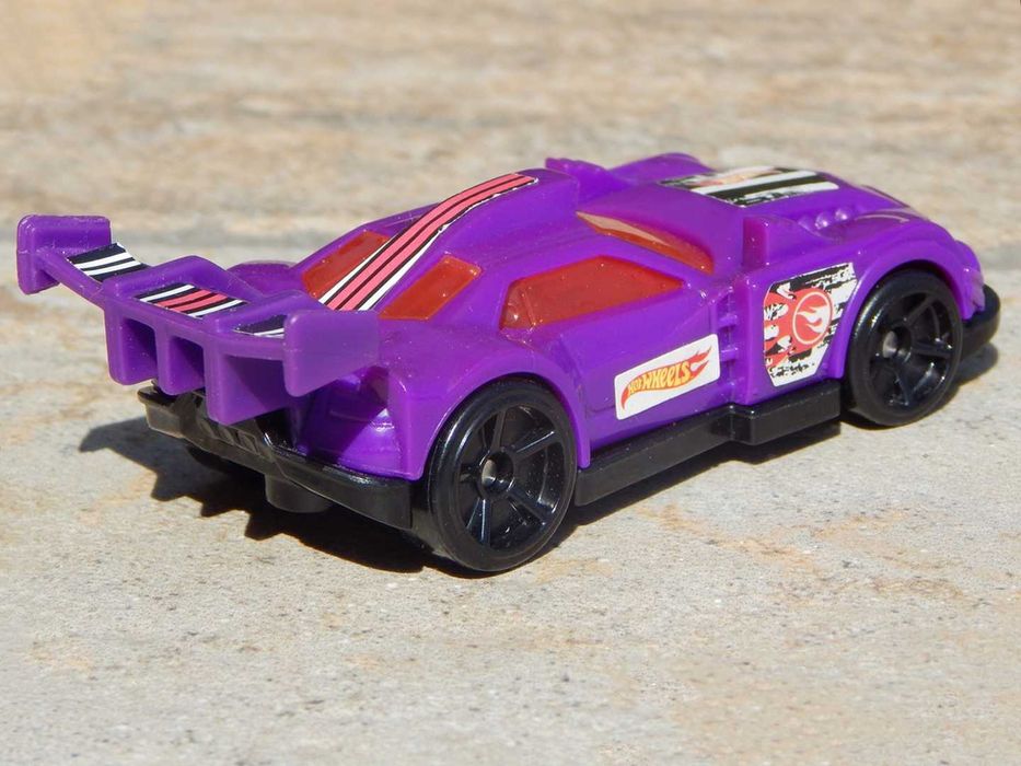 Jucarie masina curse Hot Wheels Burger King 2017